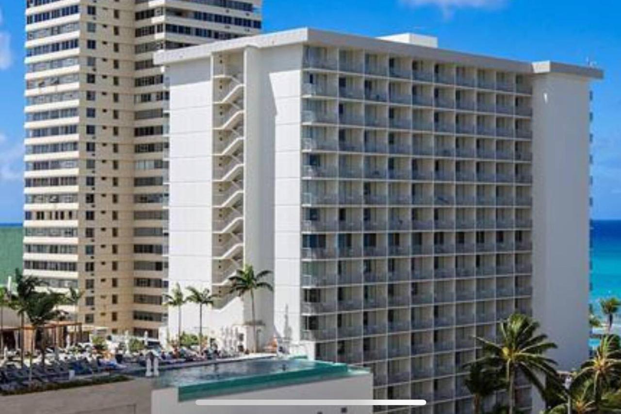 Wellcome To Lovely 2 Beds 2 Baths Free Parking In Waikiki *