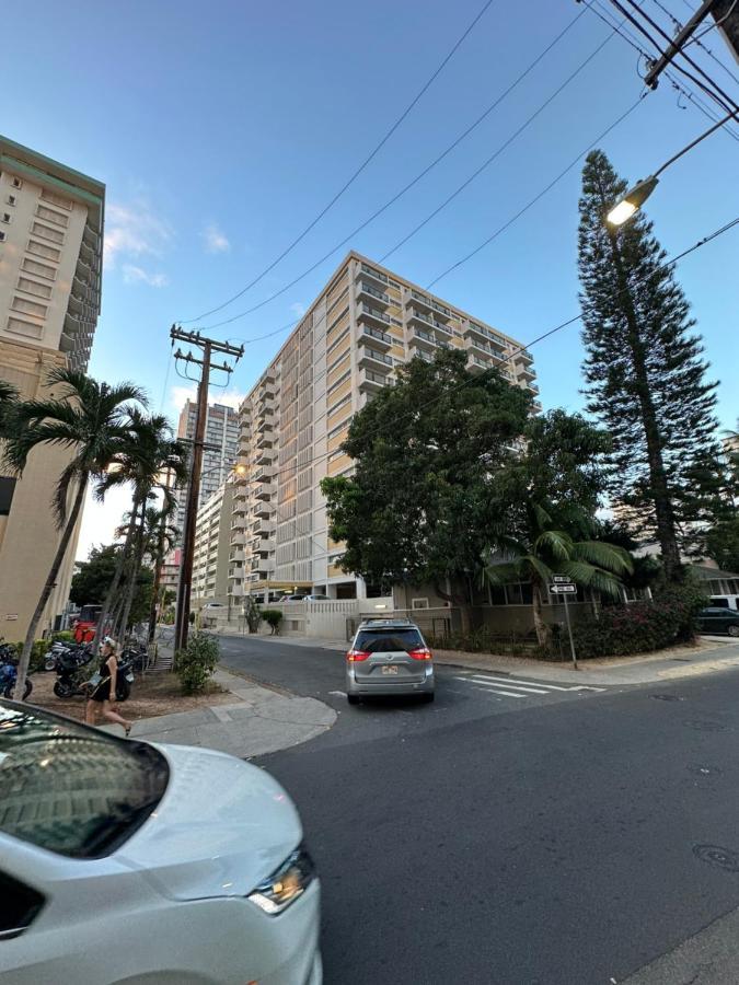 Wellcome To Lovely 2 Beds 2 Baths Free Parking In Waikiki Apartment