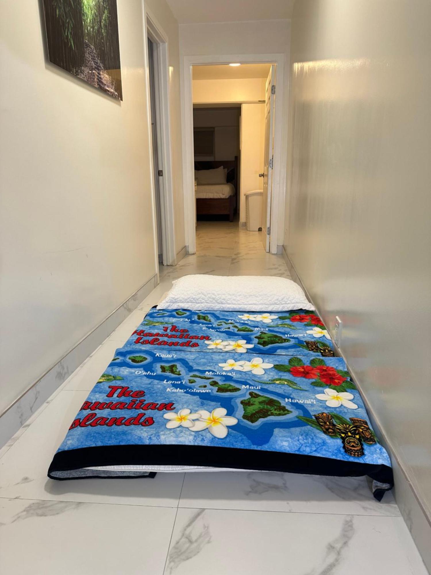 Wellcome To Lovely 2 Beds 2 Baths Free Parking In Waikiki